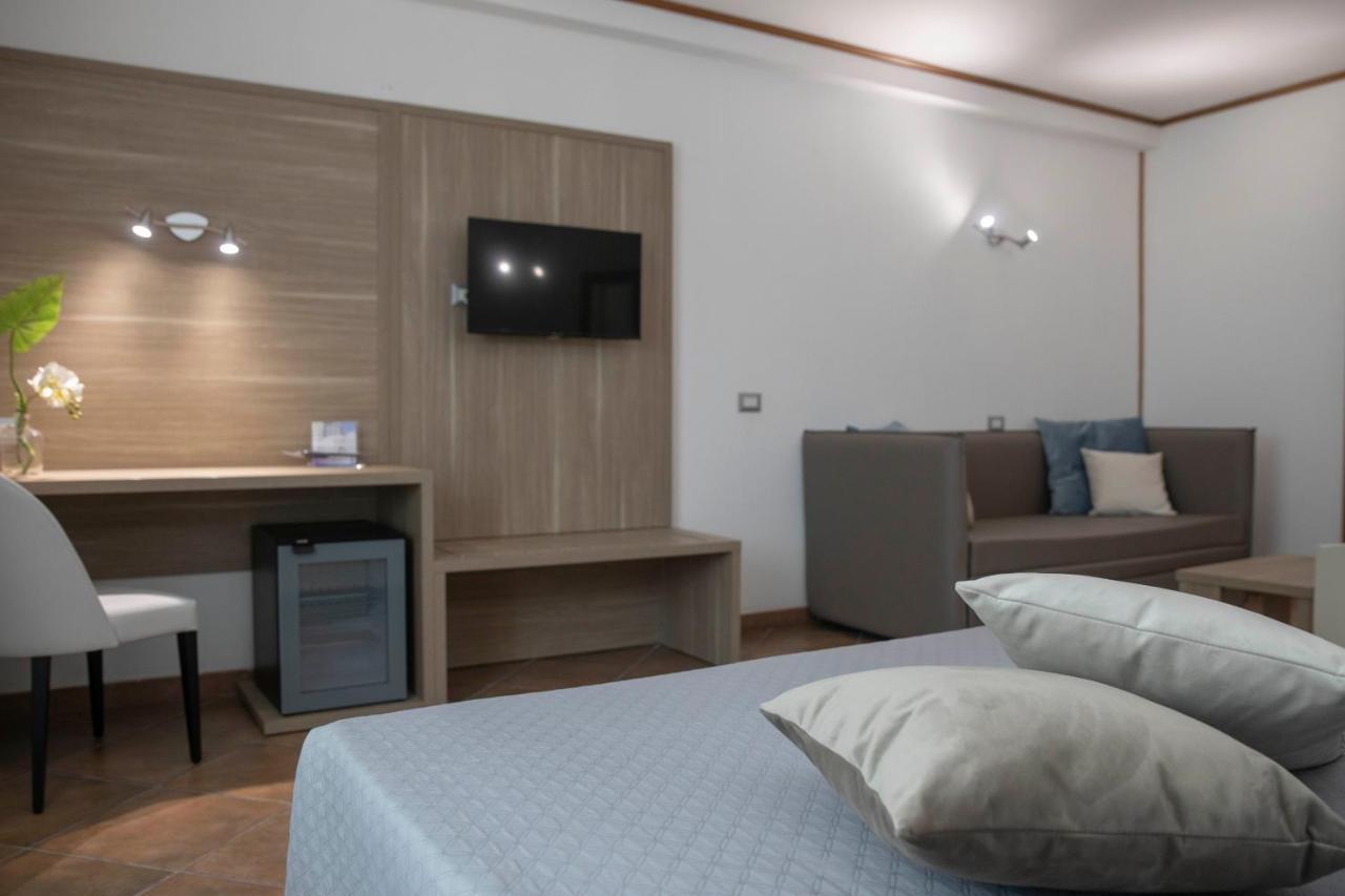Pegasus Hotel Sassari Bagian luar foto