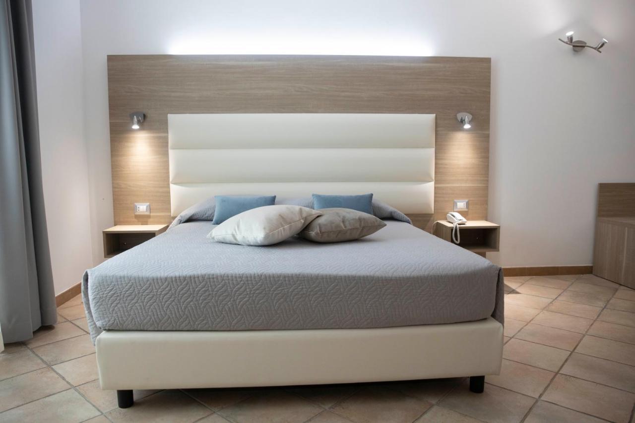 Pegasus Hotel Sassari Bagian luar foto