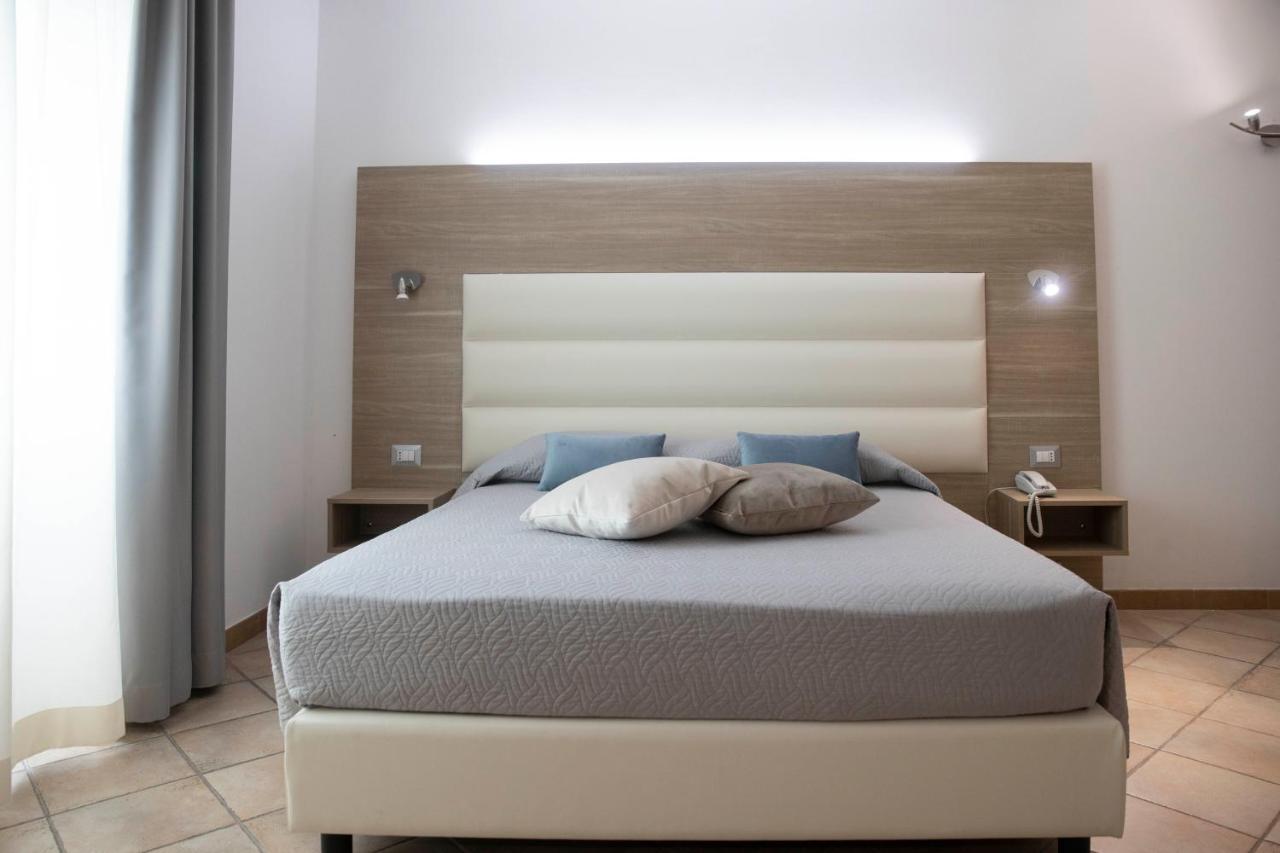 Pegasus Hotel Sassari Bagian luar foto