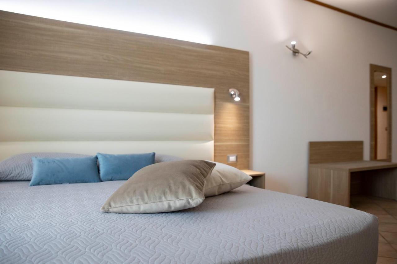 Pegasus Hotel Sassari Bagian luar foto
