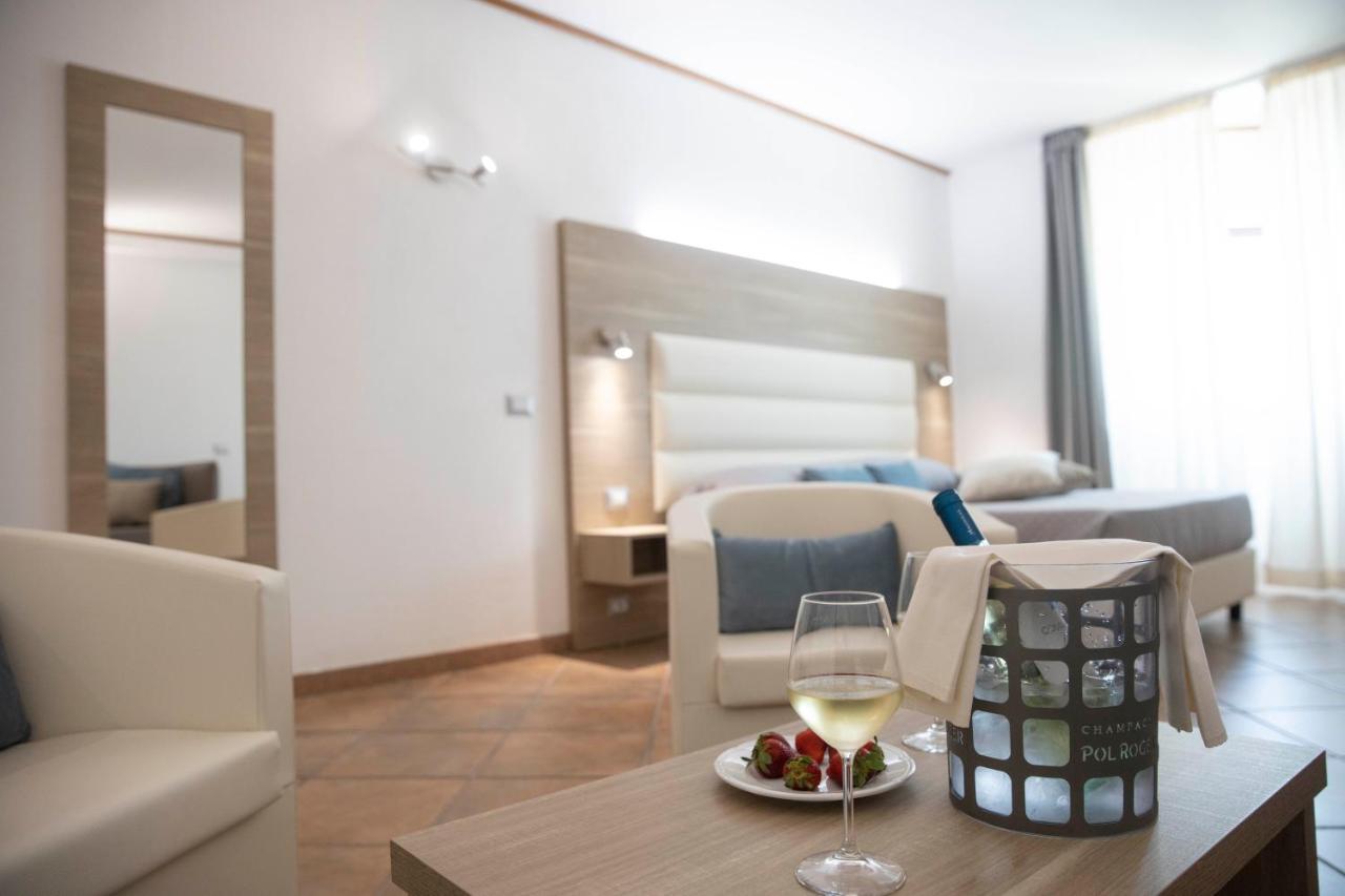 Pegasus Hotel Sassari Bagian luar foto